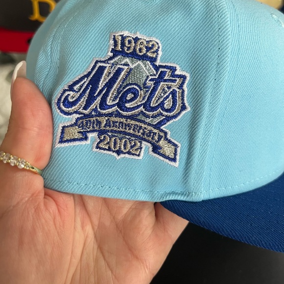 New York Mets Light Blue and Blue Baseball Cap - Picture 2 of 3
